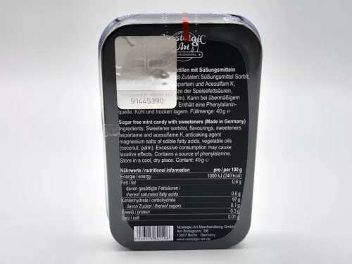 BMW Drivers only - бяла - метална кутия за бонбони (40g)