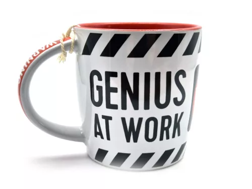 Warning - Genius at work - керамична чаша