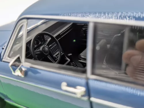 BMW 2002Ti 1966 синьо - Welly модел автомобил 1:24
