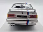 BMW E30 M3 (1988) - бял - Bburago - 1:24