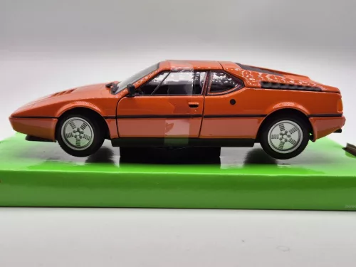 BMW M1 (1978) - Welly - модел автомобил 1:24