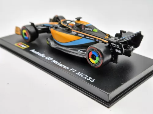 McLaren F1 MCL36 #3 (2022) Australian GP - Daniel Ricciardo - С ПИЛОТ - Bburago - 1:43