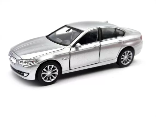 BMW F10 535i - Welly - 1:34