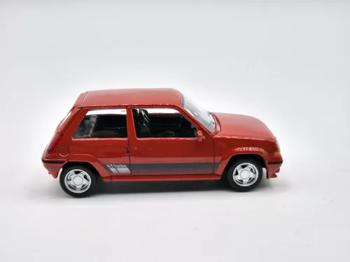 Renault R5 Supercinque GT - червен (1988) - Norev - 1:43