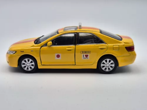 Toyota Camry - токийско такси (2009) - Edicola - 1:38