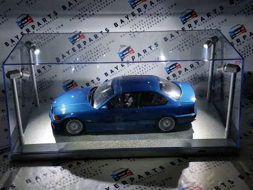 Витрина / display за моделен автомобил 1:18 - с LED осветление