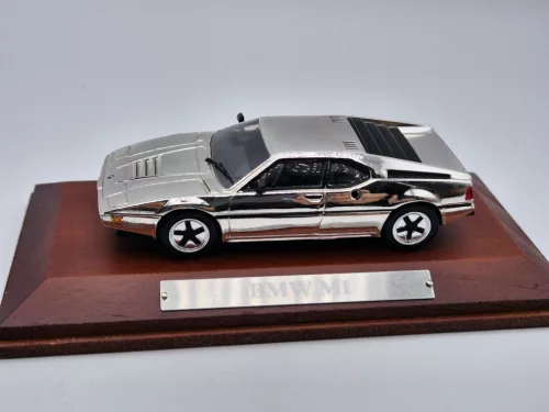 BMW M1 - хром - Edicola - 1:43