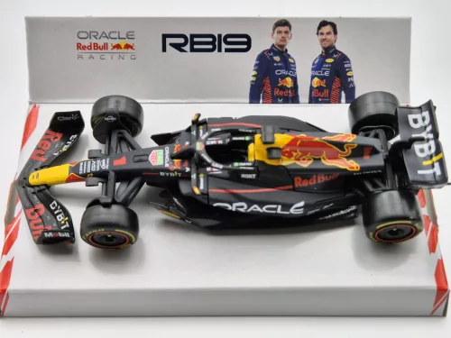 Red Bull RB19 Team Oracle F1 #1 (2023) - Max Verstappen - Bburago - 1:43