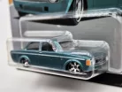 Hot Wheels Premium - Volvo 142 GL (1973) - Hotwheels - 1:64