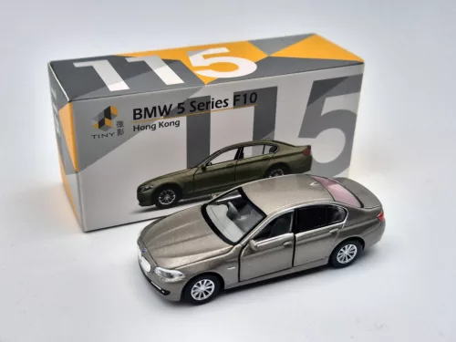 BMW F10 - златно - Tiny Toys - 1:64