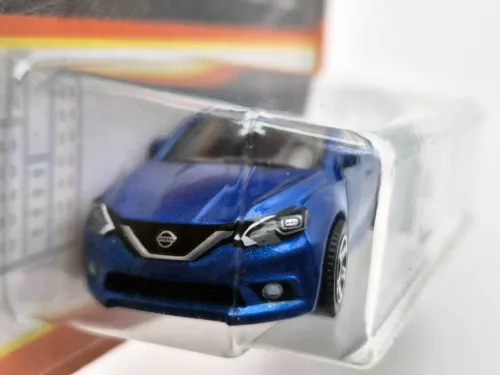 Nissan Sentra (2016) - 70/100 - блистерно - Matchbox - 1:64