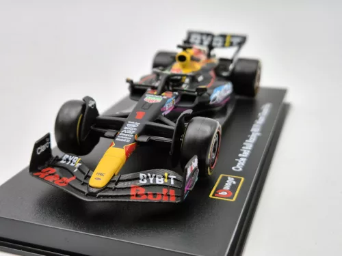 Red Bull RB19 Team Oracle F1 #1 (2023) - Miami GP - Max Verstappen - С ПИЛОТ - Bburago - 1:43