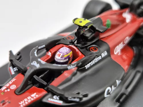 Alfa Romeo C43 Team Stake F1 #24 (2023) - Guanyu Zhou - С ПИЛОТ - Bburago - 1:43