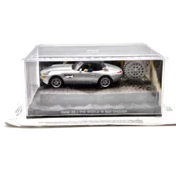   BMW Z8 - James Bond - The World is not Enough - Светът не е достатъчен - Edicola - 1:43