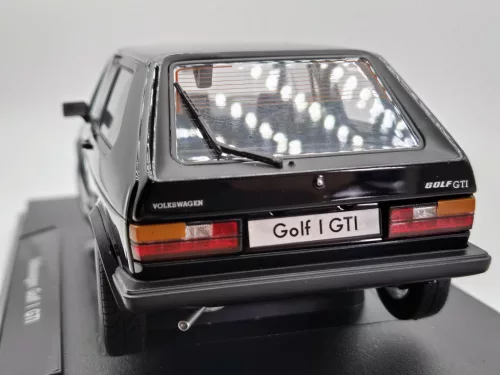 Volkswagen VW Golf Gti - черен - Welly - 1:18