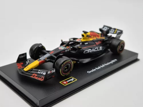Red Bull RB19 Team Oracle F1 #1 (2023) - Max Verstappen - С ПИЛОТ - BBurago - 1:43