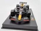 Red Bull RB19 Team Oracle F1 #1 (2023) - Max Verstappen - С ПИЛОТ - BBurago - 1:43