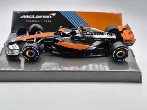McLaren MCL60 F1 #81 (2023) - British GP 4th - Oscar Piastri - BBurago - 1:43