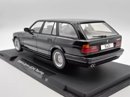 BMW E34 540i Touring -  MCG - 1:18 1/18 модел автомобил модел автомобил
