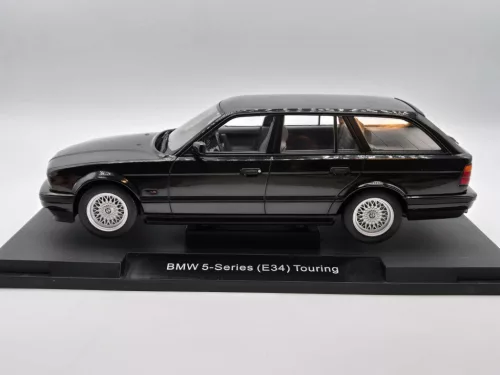 BMW E34 540i Touring -  MCG - 1:18 1/18 модел автомобил модел автомобил