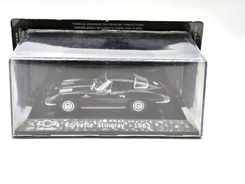 Chevrolet Corvette Stingray (1963) - черен