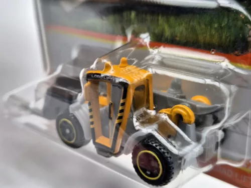 MBX Load Lifter - 2024 69/100 - дълга картичка - Matchbox - 1:64