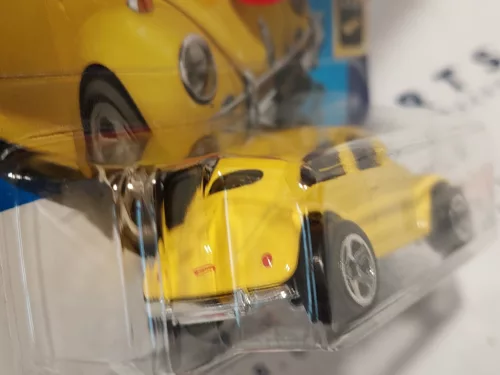 Hot Wheels Bumblebee Бръмбар - Screen Time - 186/250 - Hot Wheels - 1:64