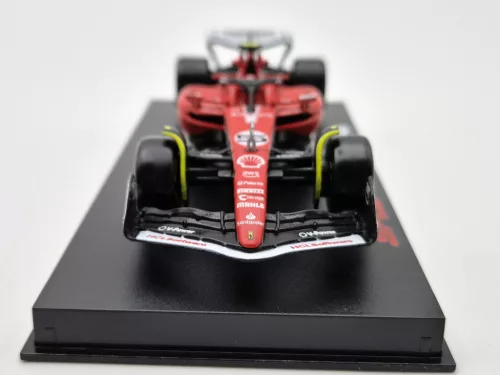 Ferrari SF-23 Team Scuderia F1 #55 (2023) - Las Vegas - Carlos Sainz - С ПИЛОТ - Bburago - 1:43