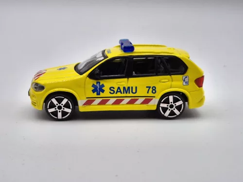 BMW X5 Ambulance - Bburago - 1:43