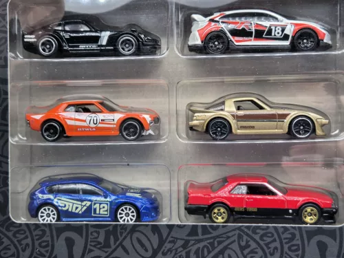 Hot Wheels Japan Theme - комплект от 6 броя в подаръчна кутия - Custom Datsun 240Z - 2018 Honda Civic Type R - 1970 Toyota Celica - Mazda RX-7 - Subaru WRX STi0 - 1982 Nissan Skyline R30 - Hot Wheels - 1:64