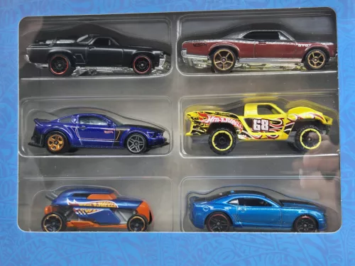 Hot Wheels Legends Theme - комплект от 6 броя в подаръчна кутия - Custom 1971 El Camino - 1967 Pontiac GTO - 2005 Ford Mustang - Baja Truck - Rip Rod - 2013 Chevrolet Camaro Special Editions - Hot Wheels - 1:64