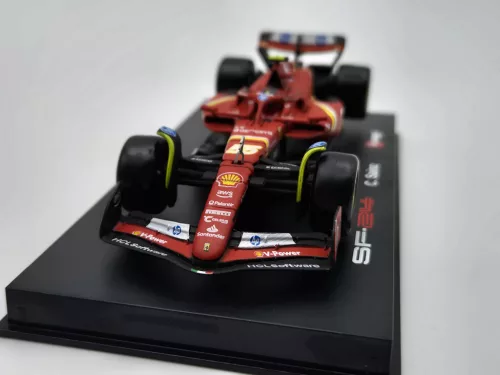 Ferrari SF-24 Team Scuderia F1 #55 (2024) - Imola - Carlos Sainz - С ПИЛОТ - Bburago - 1:43