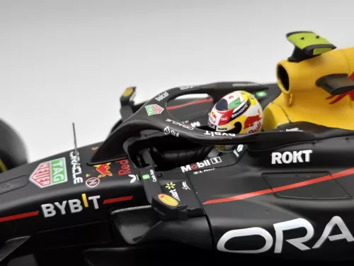 Red Bull RB19 F1 #1 (2023) - Sergio Perez - С ПИЛОТ - Burago - 1:18