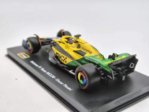 McLaren MCL38 F1 #81 (2024) - Monaco GP (Senna 30th Anniversary) - Oscar Piastri - С ПИЛОТ - Bburago - 1:43