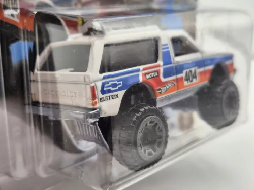 Hot Wheels Chevy Blazer 4x4 - HW Dirt 3/10 - 81/250 - Hot Wheels - 1:64