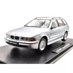 BMW E39 Touring (1998) - сребрист - Triple9 - 1:18