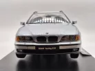 BMW E39 Touring (1998) - сребрист - Triple9 - 1:18