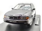 BMW E39 Touring (1998) - син - Triple9 - 1:18