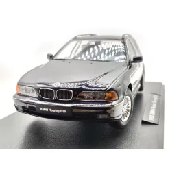 BMW E39 Touring (1998) - син - Triple9 - 1:18