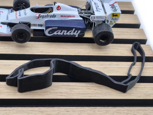 Toleman Hart TG184 F1 #19 (1984) - Ayrton Senna - на декоративна табела - декоративен предмет - Edicola - 1:24