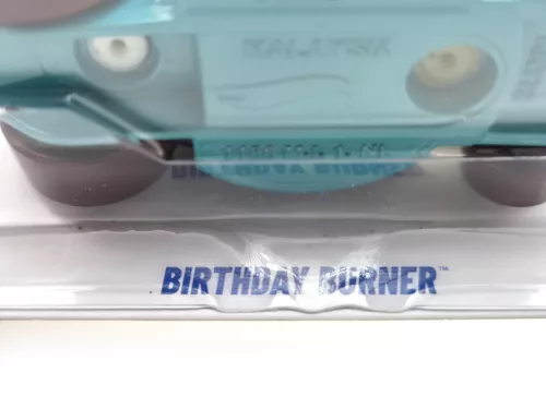 Hot Wheels Birthday Burner - HW Celebration Racers 5/10 - 143/250 - TH - Treasure Hunt - Hot Wheels - 1:64