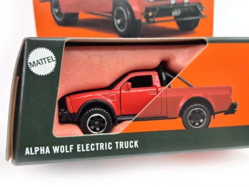 Matchbox Moving Parts - Alpha Wolf Electric Truck - Matchbox - 1:64