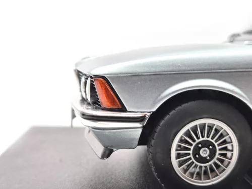 BMW E21 323i (1980) -  Solido - 1:18