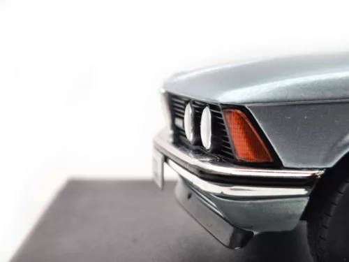 BMW E21 323i (1980) -  Solido - 1:18