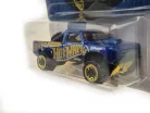 Hot Wheels Pearl & Chrome (2025) - '87 Dodge D100 - Hot Wheels - 1:64