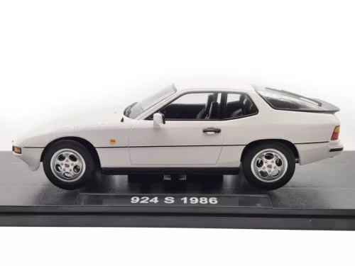 Porsche 924S coupe (1986) - бял - KK-Scale - 1:18