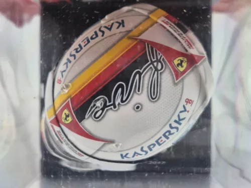 Каска - Sebastian Vettel (2017) - Edicola - 1:5