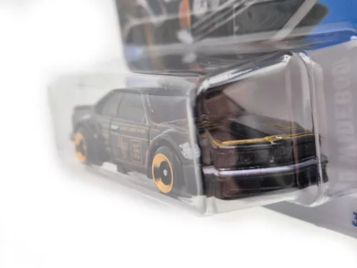 Hot Wheels BMW 635 CSi - Wild Widebody 1/5 - 185/250 - черно - Hot Wheels - 1:64
