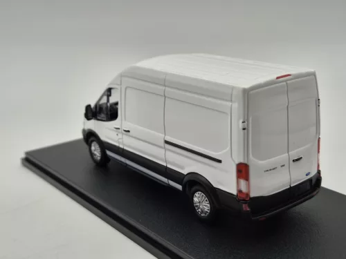 Ford Transit (2017) - Greenlight - 1:43