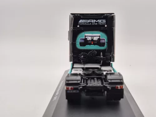 Mercedes Benz Actros MP4 AMG Petronas F1 камион - Edicola - 1:43